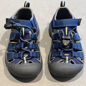 Keen waterproof sandals kids